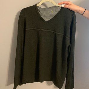 Vintage style sweater